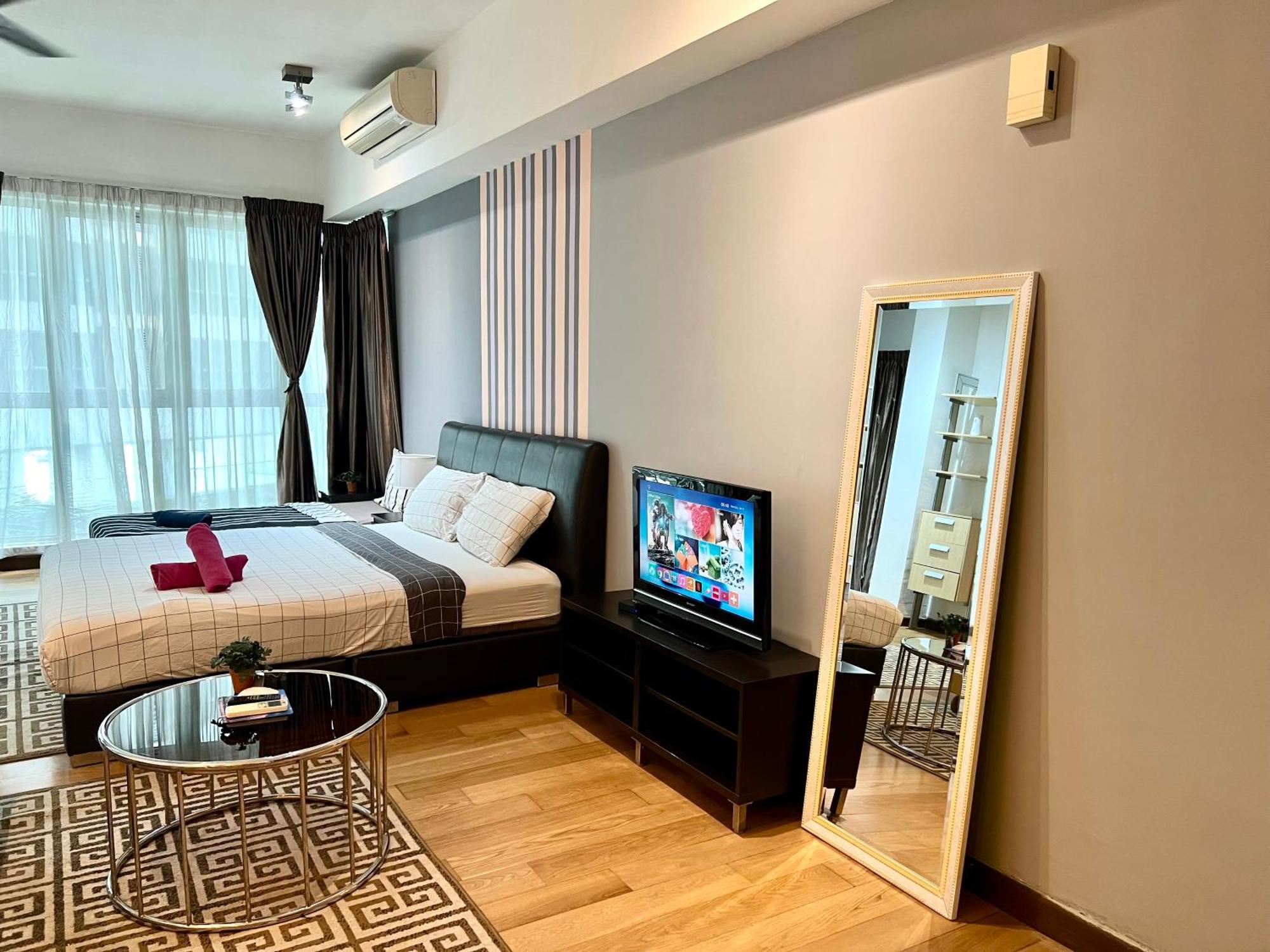 Regalia Suites 424 Куала-Лумпур Экстерьер фото