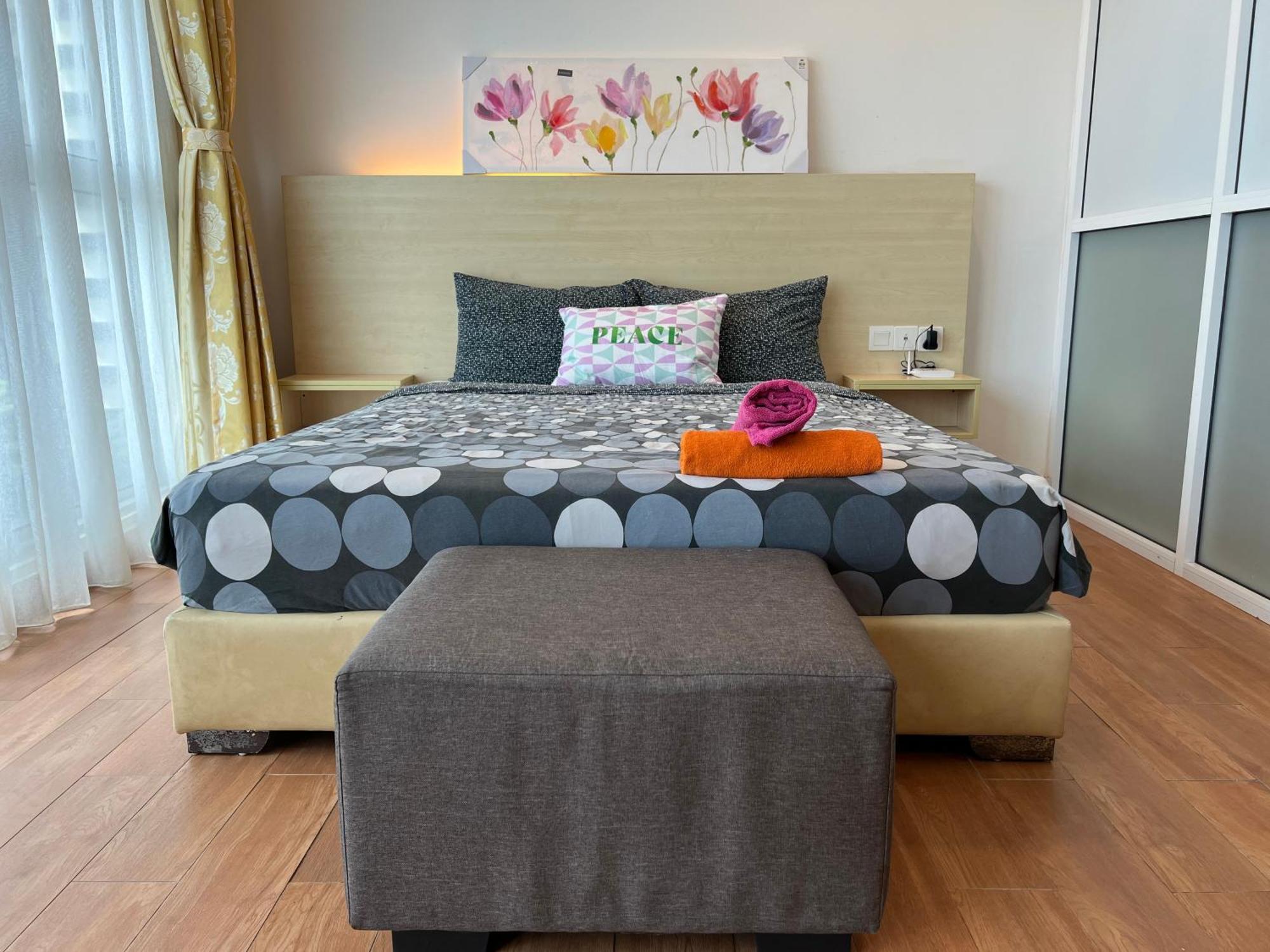 Regalia Suites 424 Куала-Лумпур Экстерьер фото