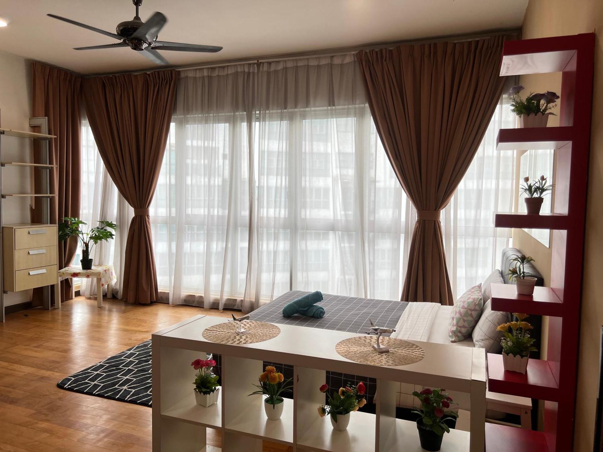 Regalia Suites 424 Куала-Лумпур Экстерьер фото